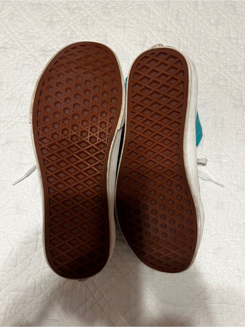 Vans Old Skool Sneakers, Two Pairs, Ladies size 7 - Picture 5 of 11